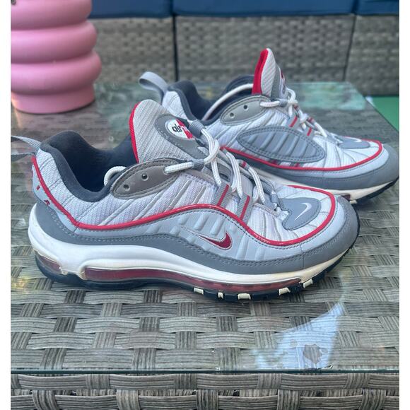 Nike Air Max 98 Gunsmoke/Team Red” GS Size 5Y - Picture 3 of 7